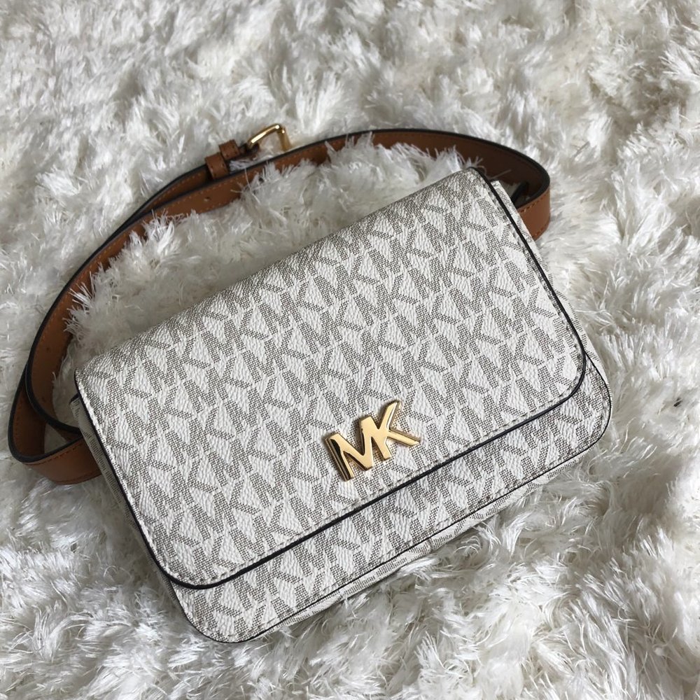 Michael Kors Mott Logo Belt Bag